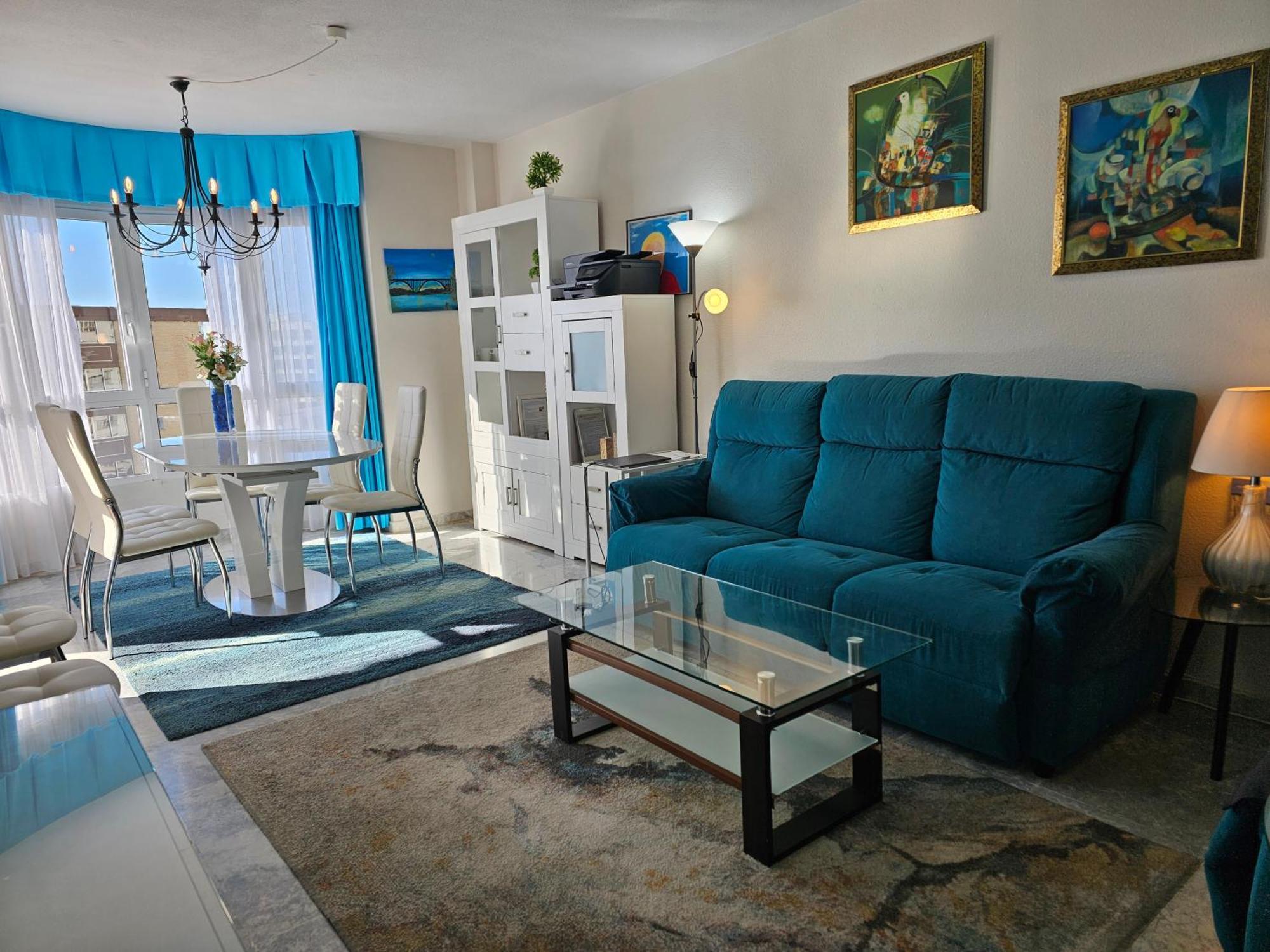 Rymlig Laegenhet Foer 7,8 Persons In Boliches, Fuegirola Apartment *